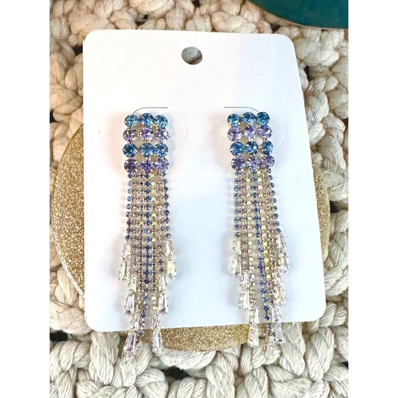 Rhinestone tassel drop earrings - Picture 2 of 2